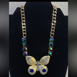 BETSEY JOHNSON Buggin’ Out Butterfly Crystal-Studded Statement Necklace NEW NWT